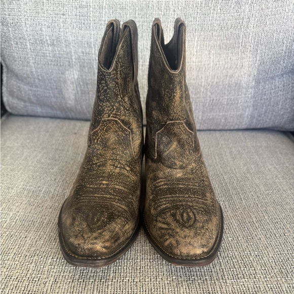 Roper Other - Roper Dusty Distressed Snip Toe Brown Casual Boots Womens Size 8 Good Condition